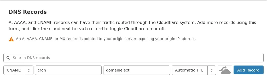 Comment configurer une tâche cron en utilisant les DNS de CloudFlare